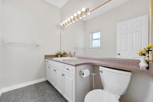 7362 Waverley Avenue, Burnaby, BC 