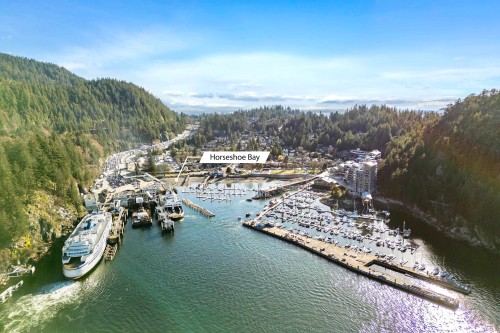 5056 The Byway, West Vancouver, BC 