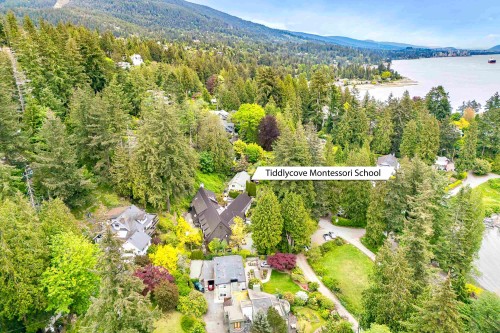 5056 The Byway, West Vancouver, BC 