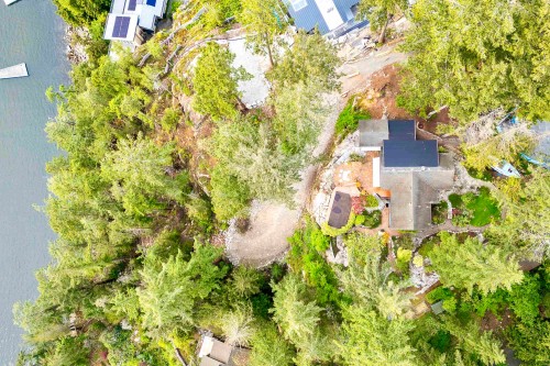 5056 The Byway, West Vancouver, BC 