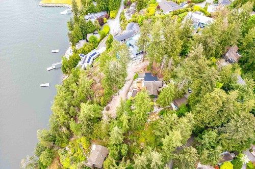 5056 The Byway, West Vancouver, BC 