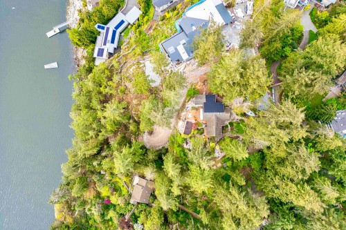 5056 The Byway, West Vancouver, BC 