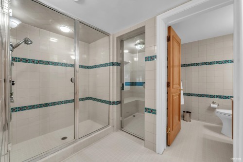 1525 Errigal Place, West Vancouver, BC 