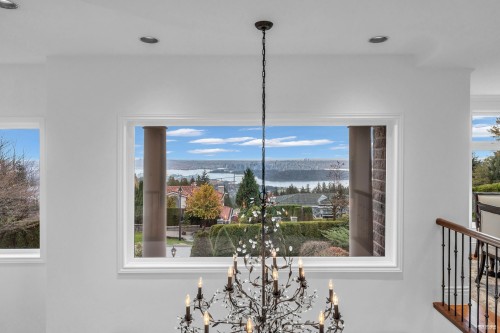 1525 Errigal Place, West Vancouver, BC 