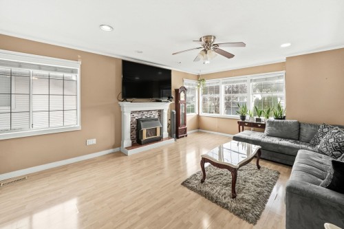 12349 Nikola Street, Pitt Meadows, BC 