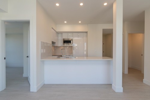 402-5399 Joyce Street, Vancouver, BC 