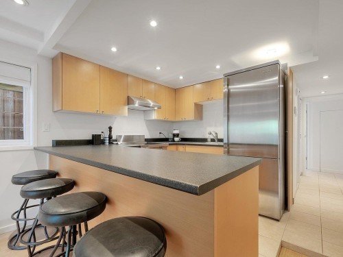 3262 1St Avenue W, Vancouver, BC 