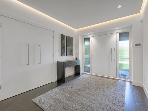 3262 1St Avenue W, Vancouver, BC 