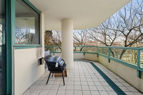 3D-328 Taylor Way, West Vancouver, BC 