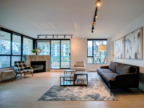 3D-328 Taylor Way, West Vancouver, BC 