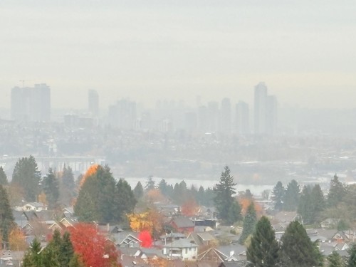 1609-125 14th Street E North Vancouver, BC V7L 0E6