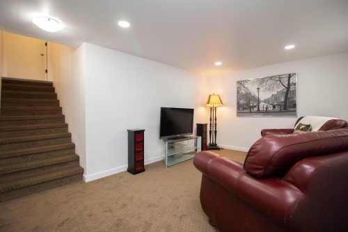 11279 Harrison Street, Maple Ridge, BC 