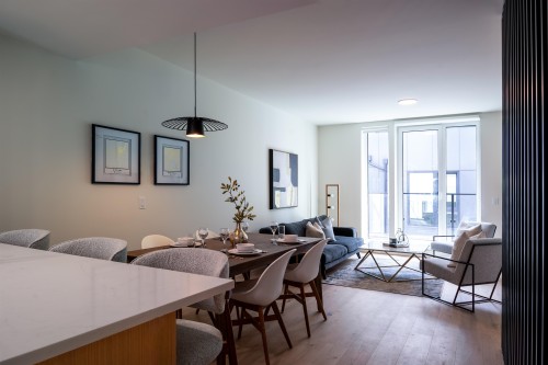 Th8-610 3Rd Street E, North Vancouver, BC 