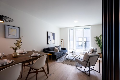 Th8-610 3Rd Street E, North Vancouver, BC 