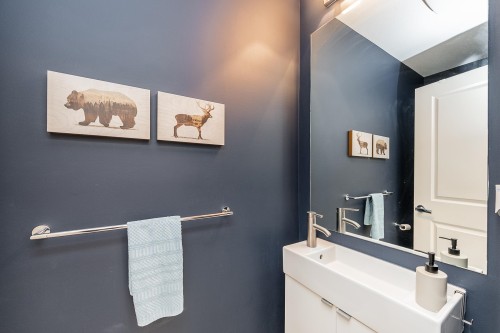 59-3500 Burke Village Promenade, Coquitlam, BC 