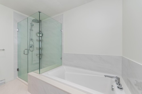 59-3500 Burke Village Promenade, Coquitlam, BC 