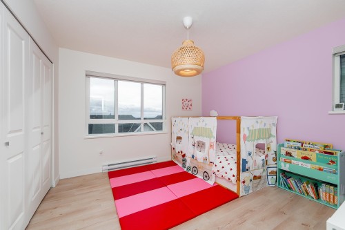 59-3500 Burke Village Promenade, Coquitlam, BC 