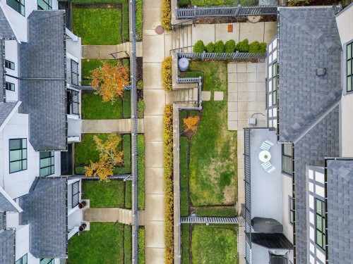 59-3500 Burke Village Promenade, Coquitlam, BC 