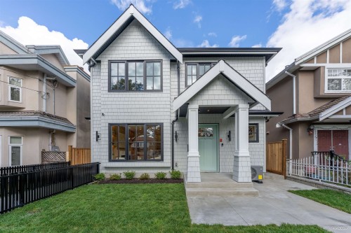 1-3121 46Th Avenue E, Vancouver, BC 