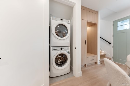 1-3121 46Th Avenue E, Vancouver, BC 