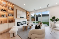 2-3121 46th Avenue E Vancouver, BC V5S 1B1