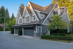 3761 Edgemont Boulevard  North Vancouver, BC V7R 2P6