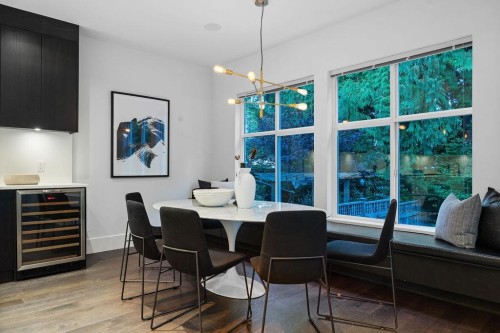 3761 Edgemont Boulevard, North Vancouver, BC 