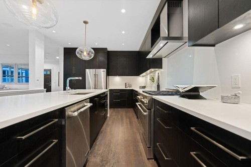 3761 Edgemont Boulevard, North Vancouver, BC 