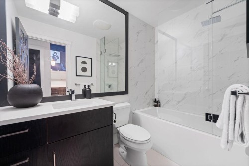 3761 Edgemont Boulevard, North Vancouver, BC 