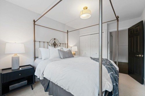 3761 Edgemont Boulevard, North Vancouver, BC 