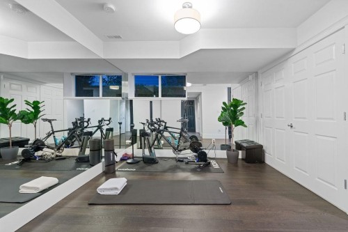 3761 Edgemont Boulevard, North Vancouver, BC 