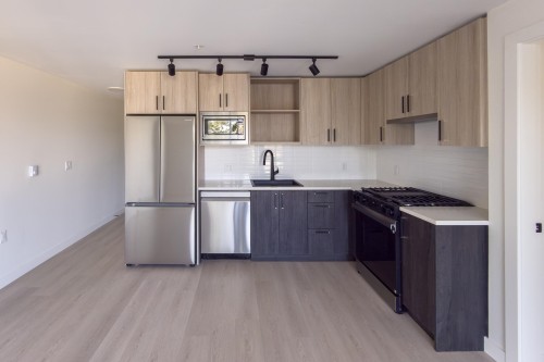 406-2002 St. George Street, Port Moody, BC 