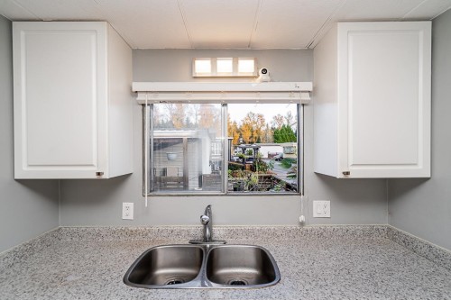 93-201 Cayer Street, Coquitlam, BC 