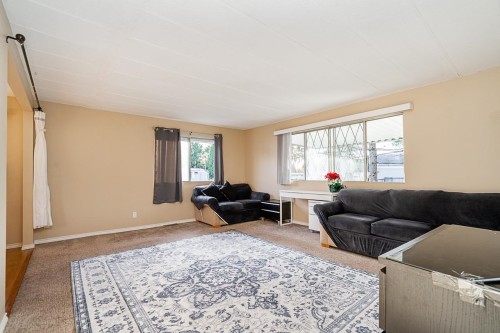 93-201 Cayer Street, Coquitlam, BC 