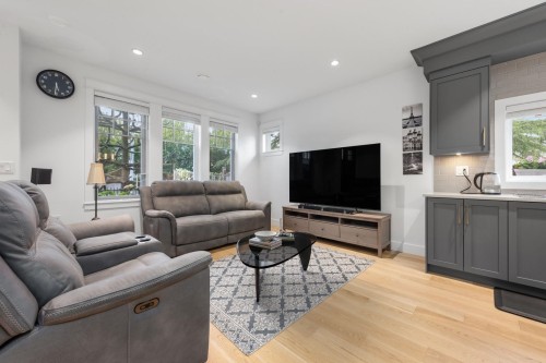 5702 Williams Road, Richmond, BC 