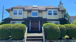 520 26th Avenue W Vancouver, BC V5Z 2E3