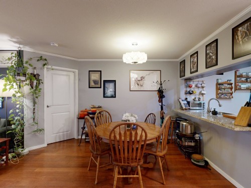 201-2222 Prince Edward Street, Vancouver, BC 