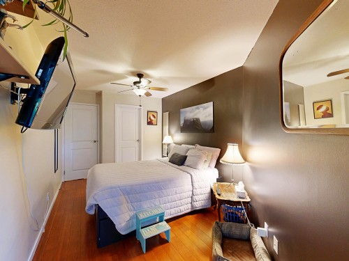 201-2222 Prince Edward Street, Vancouver, BC 