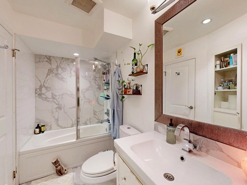 201-2222 Prince Edward Street, Vancouver, BC 