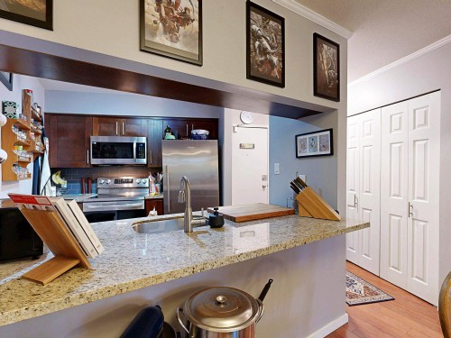 201-2222 Prince Edward Street, Vancouver, BC 