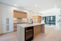 107-551 28th Avenue W Vancouver, BC V5Z 2H2