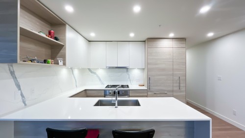 1704-595 Austin Avenue, Coquitlam, BC 