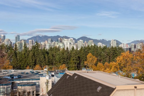 51-870 7Th Avenue W, Vancouver, BC 