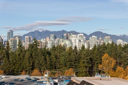 51-870 7Th Avenue W, Vancouver, BC 