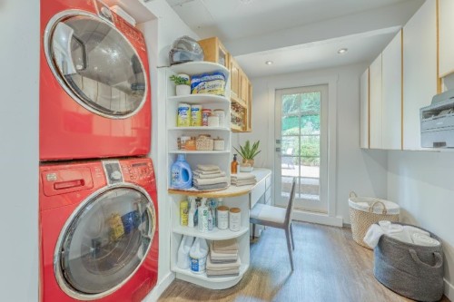 466 Kings Road E, North Vancouver, BC 