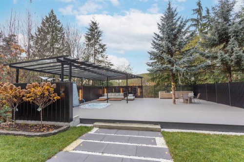 5485 Keith Road, West Vancouver, BC 