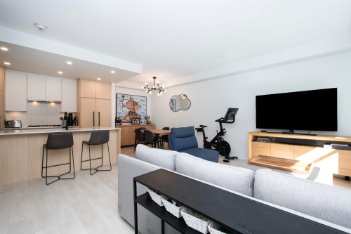 118-2045 Heritage Park Lane, North Vancouver, BC 