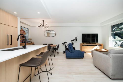 118-2045 Heritage Park Lane, North Vancouver, BC 