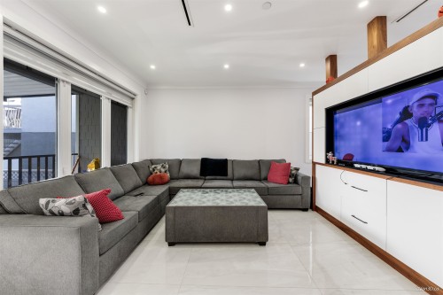 1-926 58Th Avenue E, Vancouver, BC 