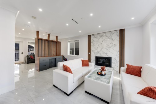 1-926 58Th Avenue E, Vancouver, BC 